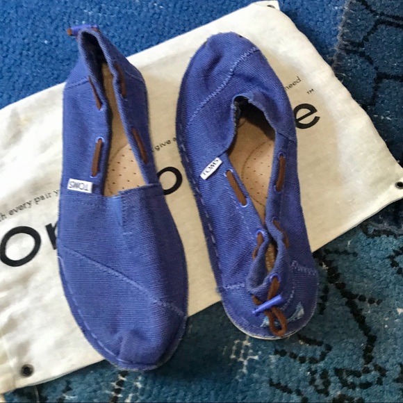 Toms Shoes - Toms Canvas Slip On Blue Boat Shoes